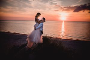 fotograf sławno Suknia ślubna: Salon mody ślubnej Madonna w Gdyni