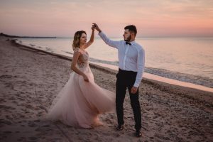 Suknia ślubna: Salon mody ślubnej Madonna w Gdyni fotograf koszalin