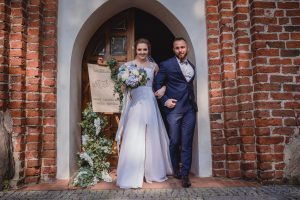 Parafia pw. Przemienienia Pańskiego w Mielnie , fotografia ślubna, rompska barbara