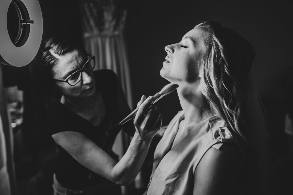 przygotowanie do sesji kobiecej, fotograf Koszalin Barbara Rompska