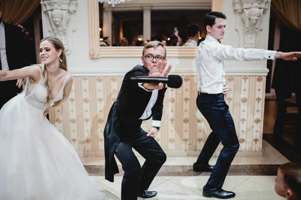 wesele na sali Aureus, Słupsk, Barbara Rompska, fotograf ślubny, taniec dj na wesele,   zabawa