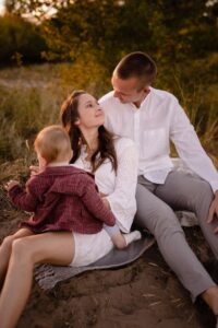 plenerowa sesja rodzinna, fotograf Koszalin, Barbara Rompska, zdjęcia rodzinne Kołobrzeg