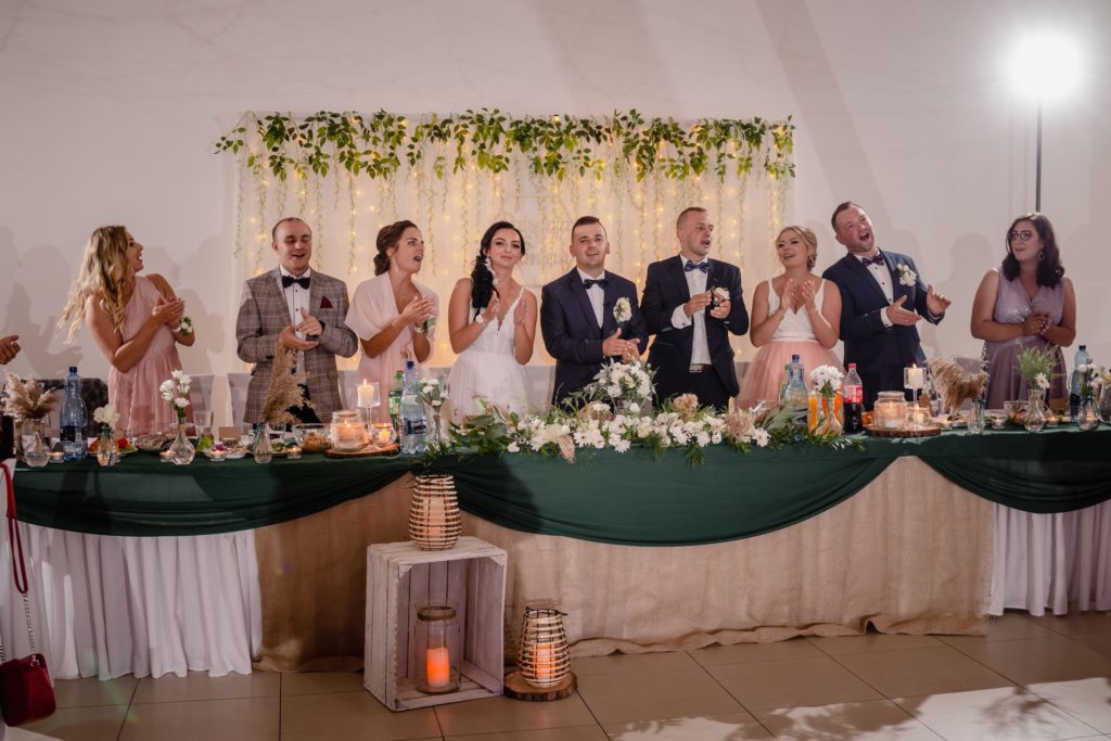 wesele w Polanowie, Leśny Dworek, Rompska Fotografia, Słupsk, fotograf ślubny, reportaż, toast