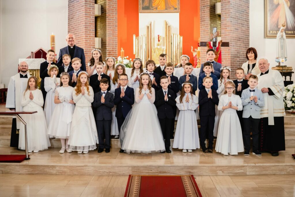 Pierwsza komunia święta w Koszalinie, Fotograf Koszalin Barbara Rompska,
Kościół pw. św. Kazimierza