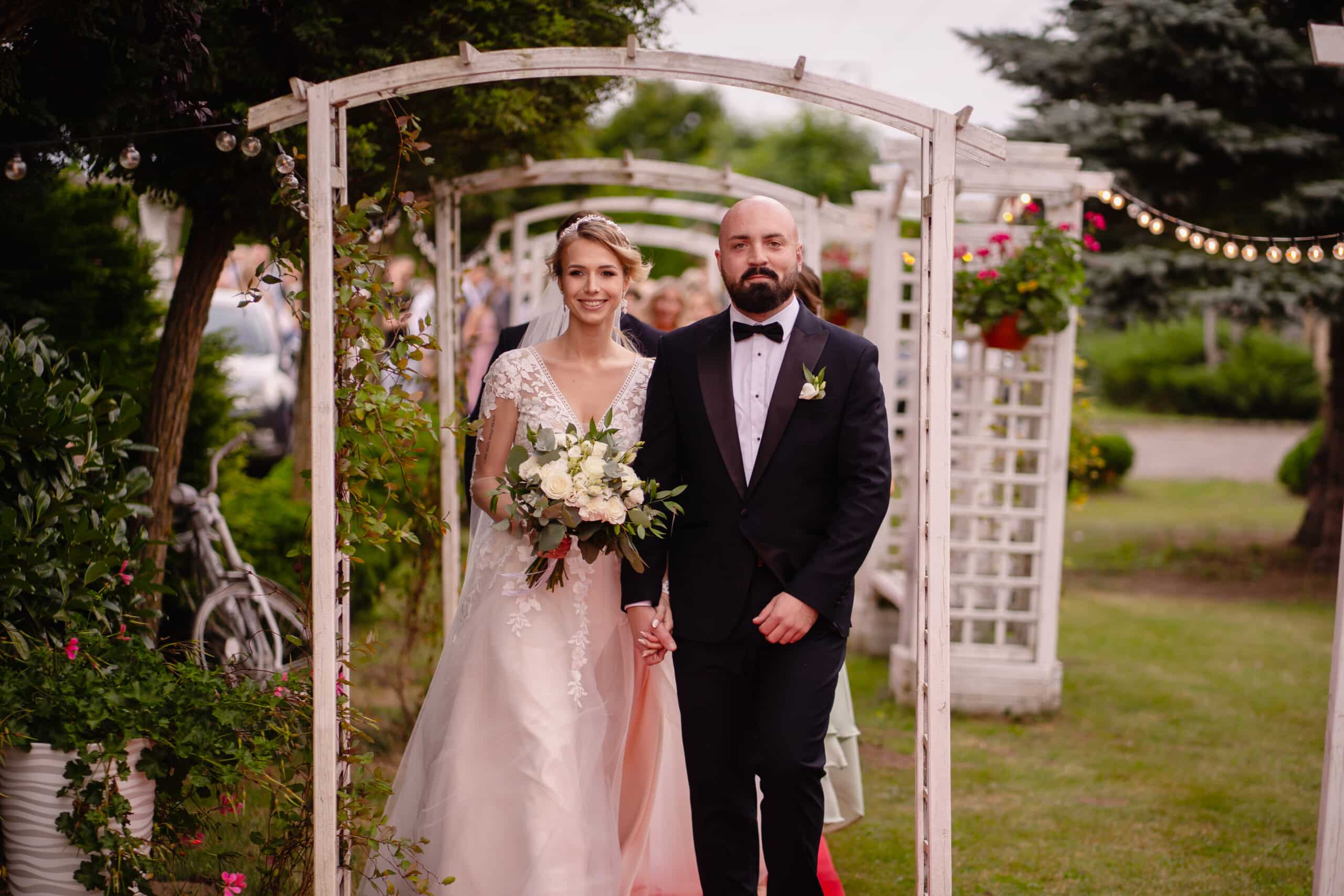 Naturalna fotografia ślubna Barbary Rompskiej